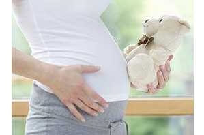周孕期：胎儿在子宫中的舒适姿势